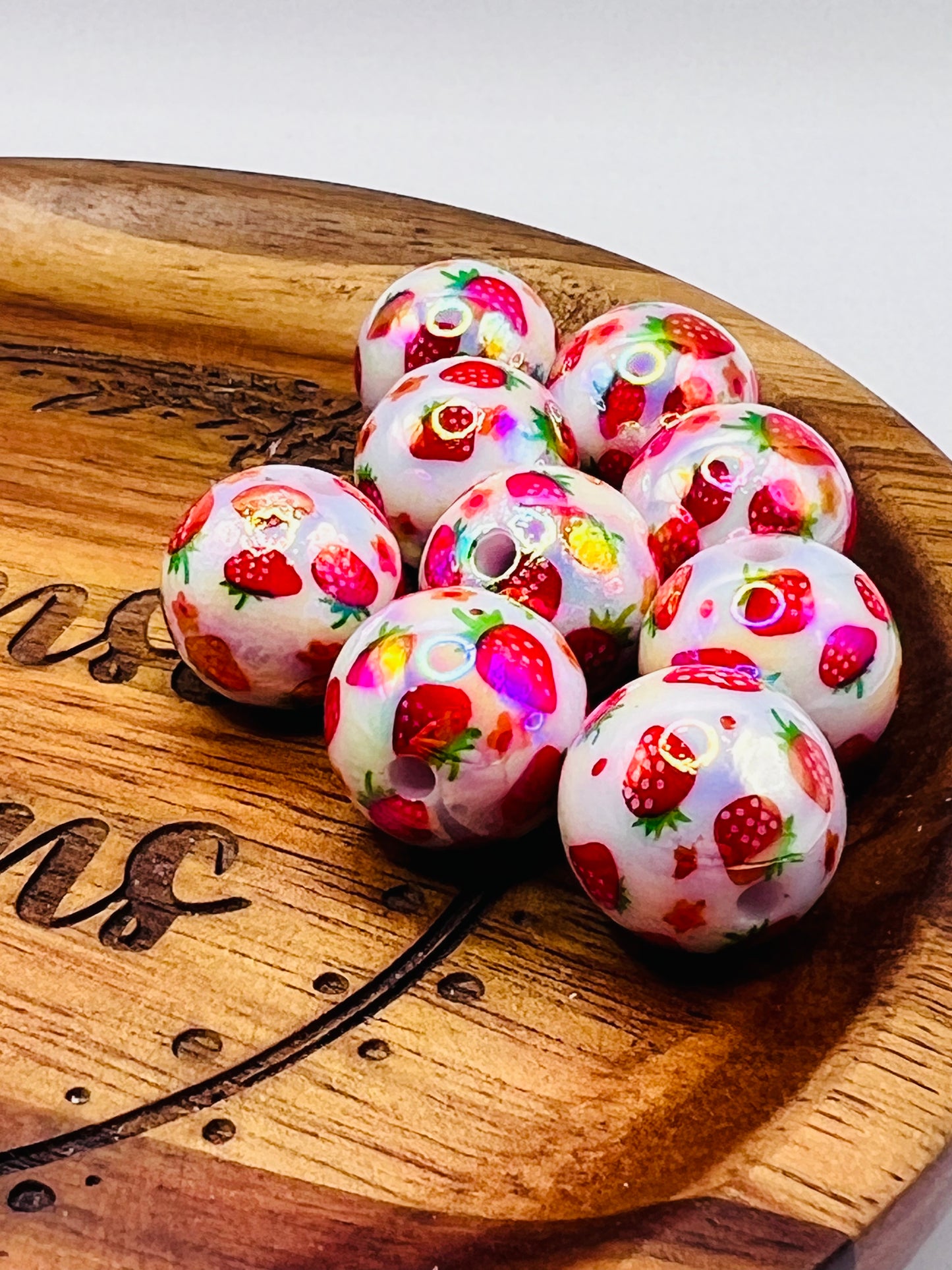 Strawberry Print UV AB 16mm Acrylic Bead