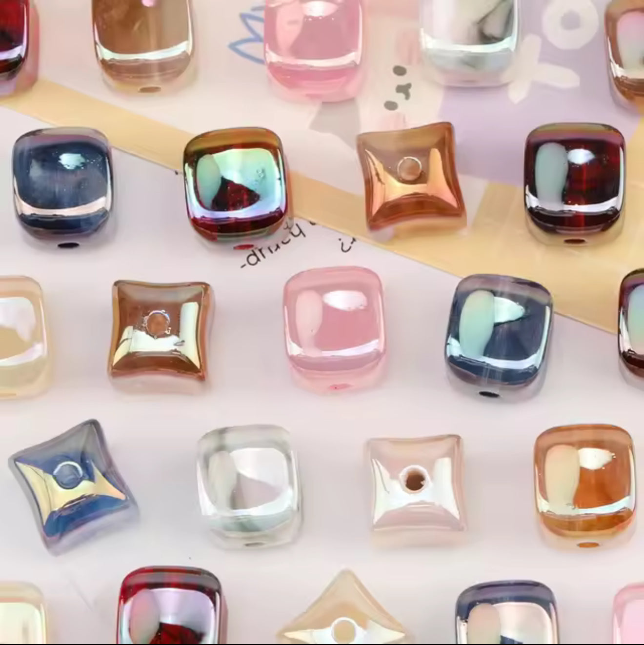 Cube UV Acrylic Bead 16x19mm Set of 5