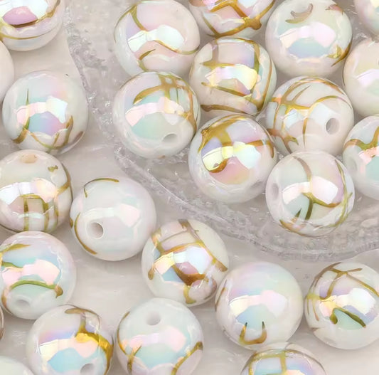 Elegant White and Gold UV 16mm Acrylic Bead Set of 5
