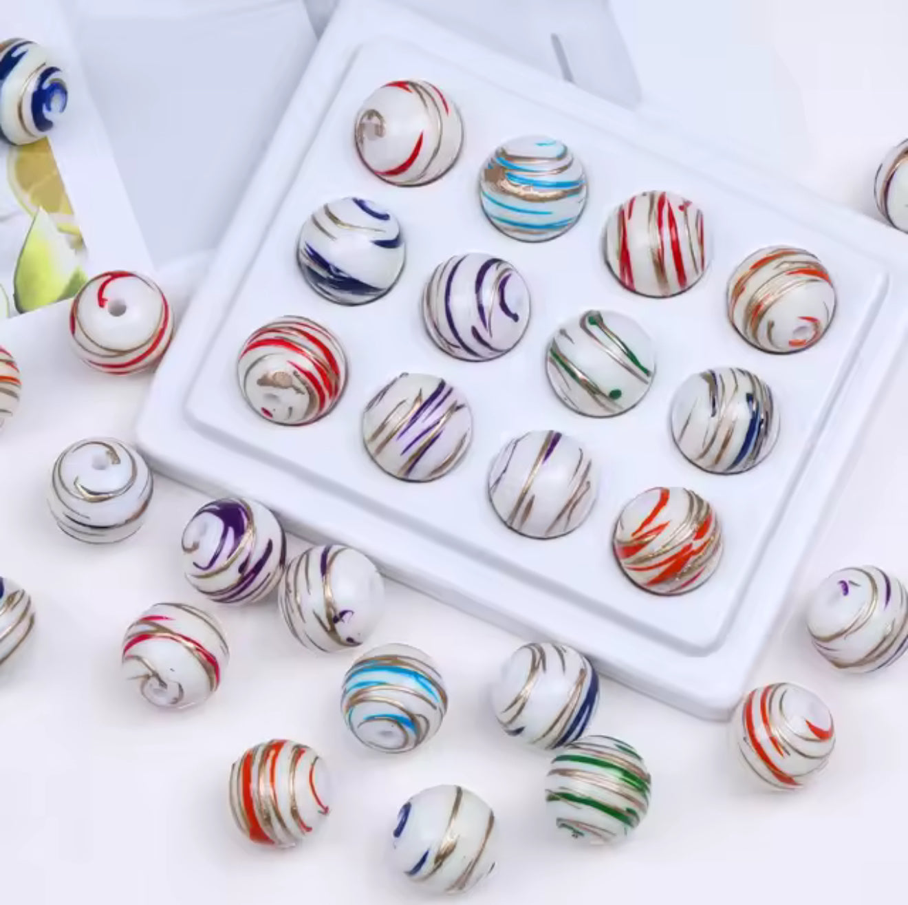 Painted Swirl 16mm Acrylic Bead Set of 5